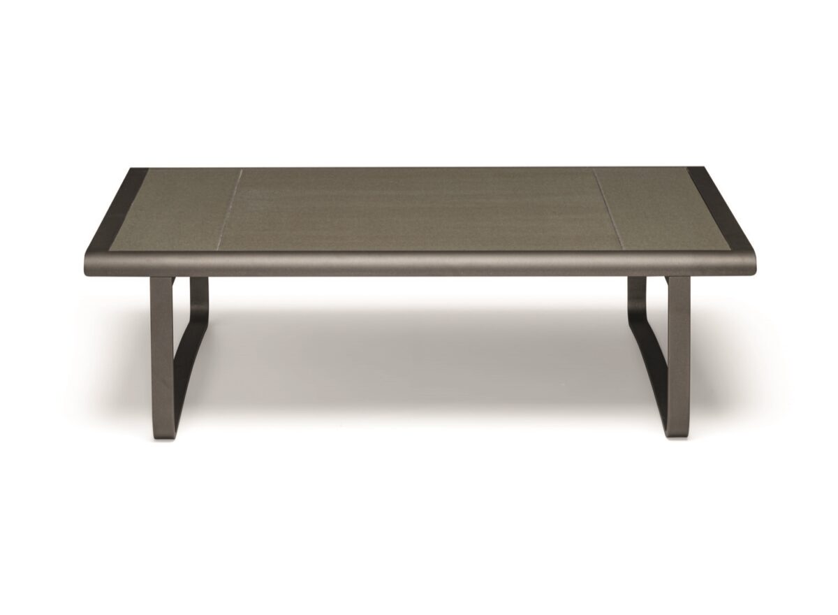 Molteni C Outdoor Furniture Phoenix Coffee Table STILL LIFE 02