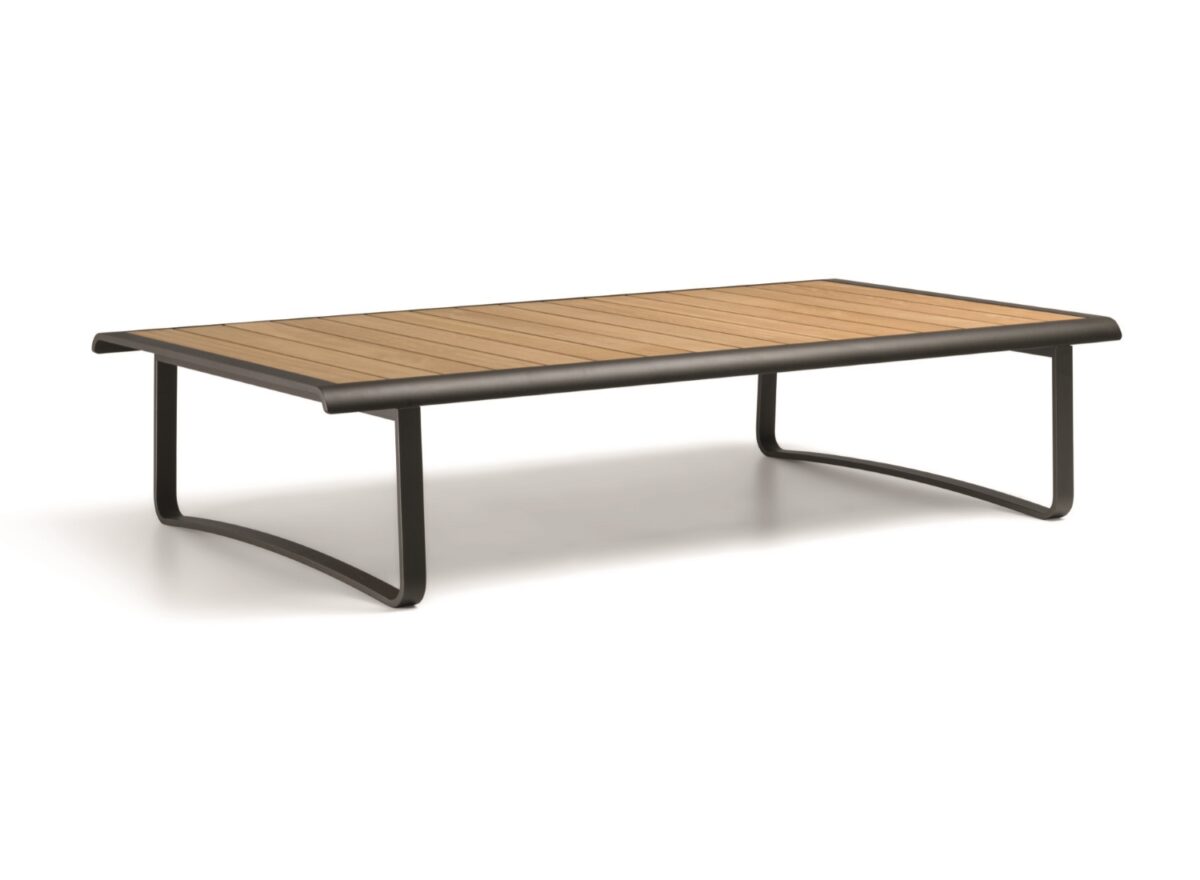 Molteni C Outdoor Furniture Phoenix Teak Coffee Table STILL LIFE 03