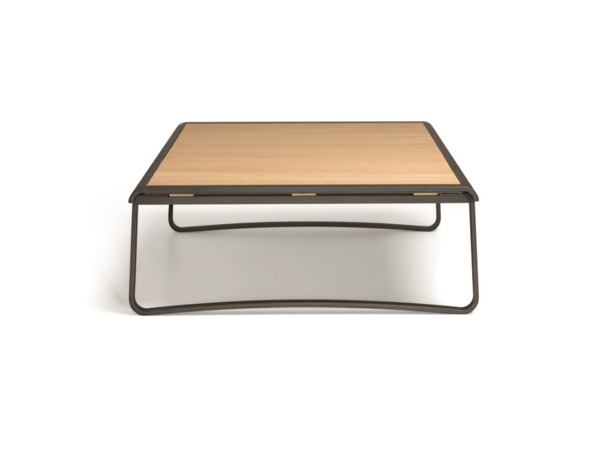 Molteni C Outdoor Furniture Phoenix Teak Coffee Table STILL LIFE 04