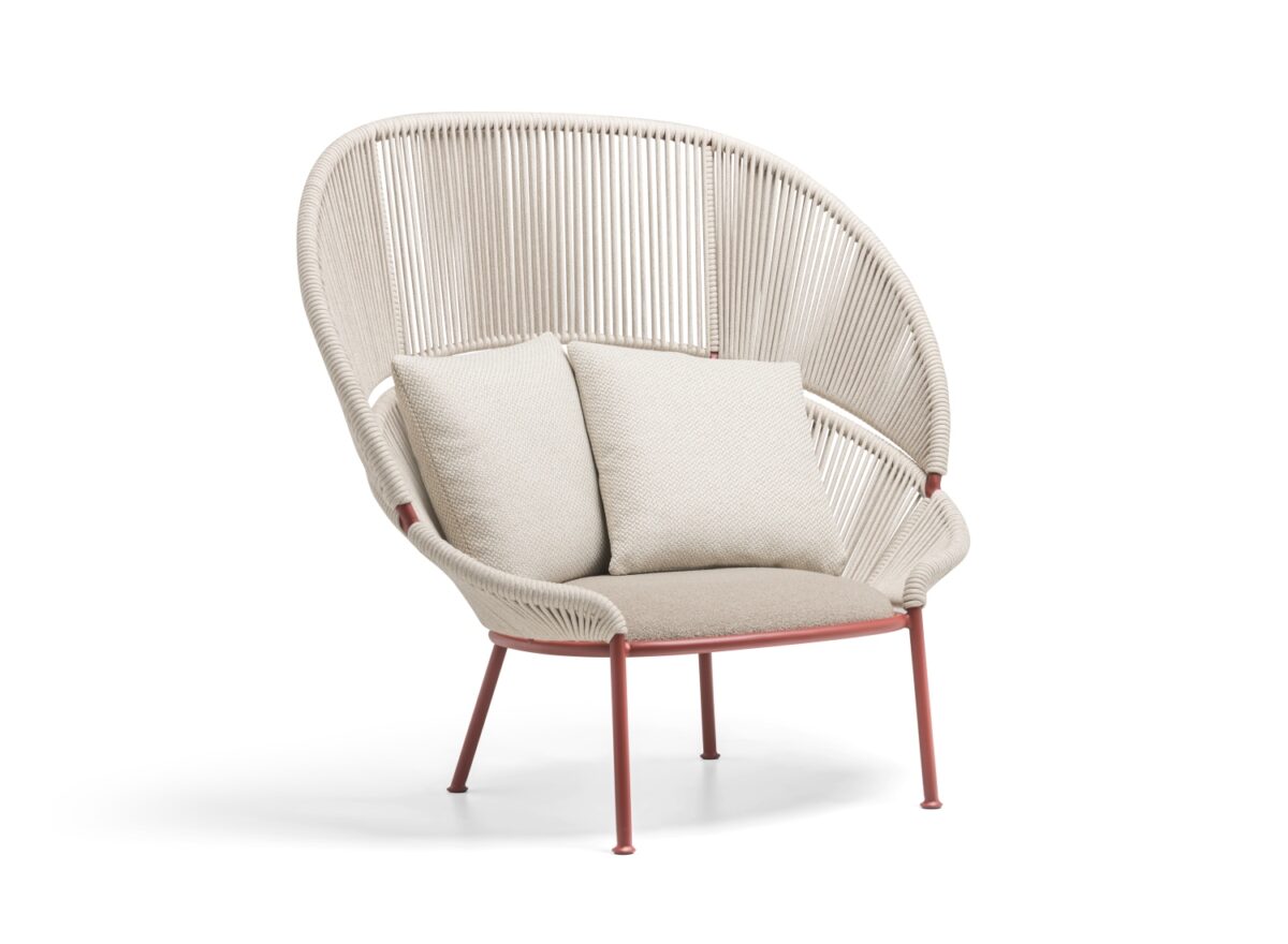 Molteni C Outdoor Petalo High Back Armchair STILL LIFE 01
