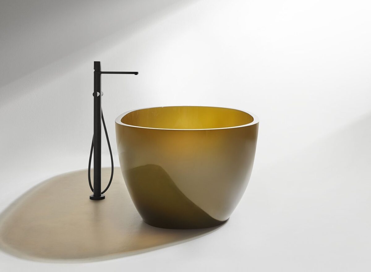Antoniolupi Reflex Cristalplant Bathtub STILL LIFE gran cru 02