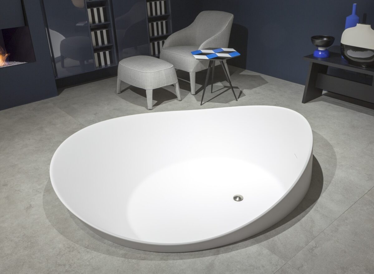 Antonio Lupi Dune Integrated Bathtub LIFESTYLE 01