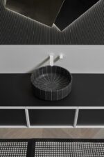 Antonio Lupi Fonte Round Basin Black LIFESTYLE 04