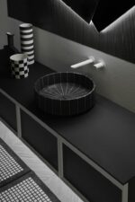 Antonio Lupi Fonte Round Basin Black LIFESTYLE 05