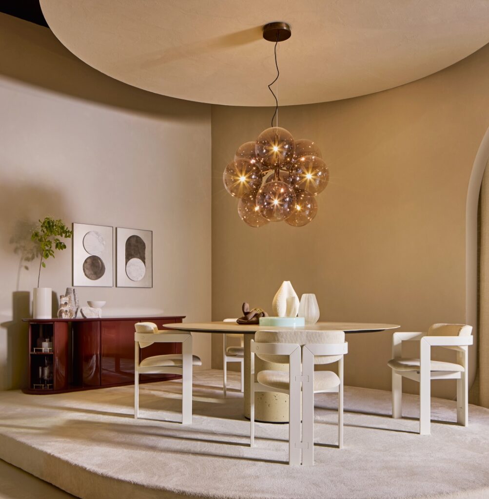 Gallotti-Radice-Bolle-Cielo-Chandelier-LIFESTYLE-01