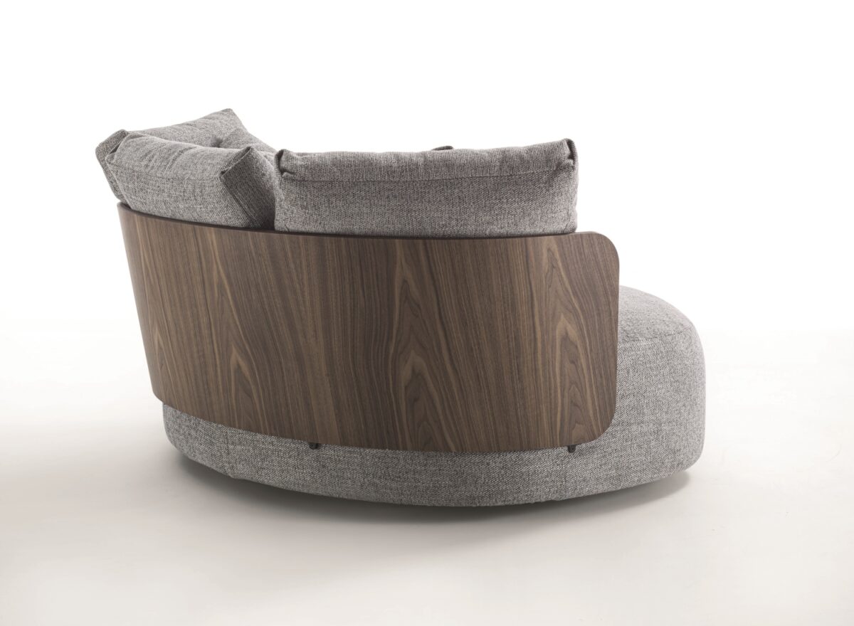 Porada Calin XL Armchair STILL LIFE 04