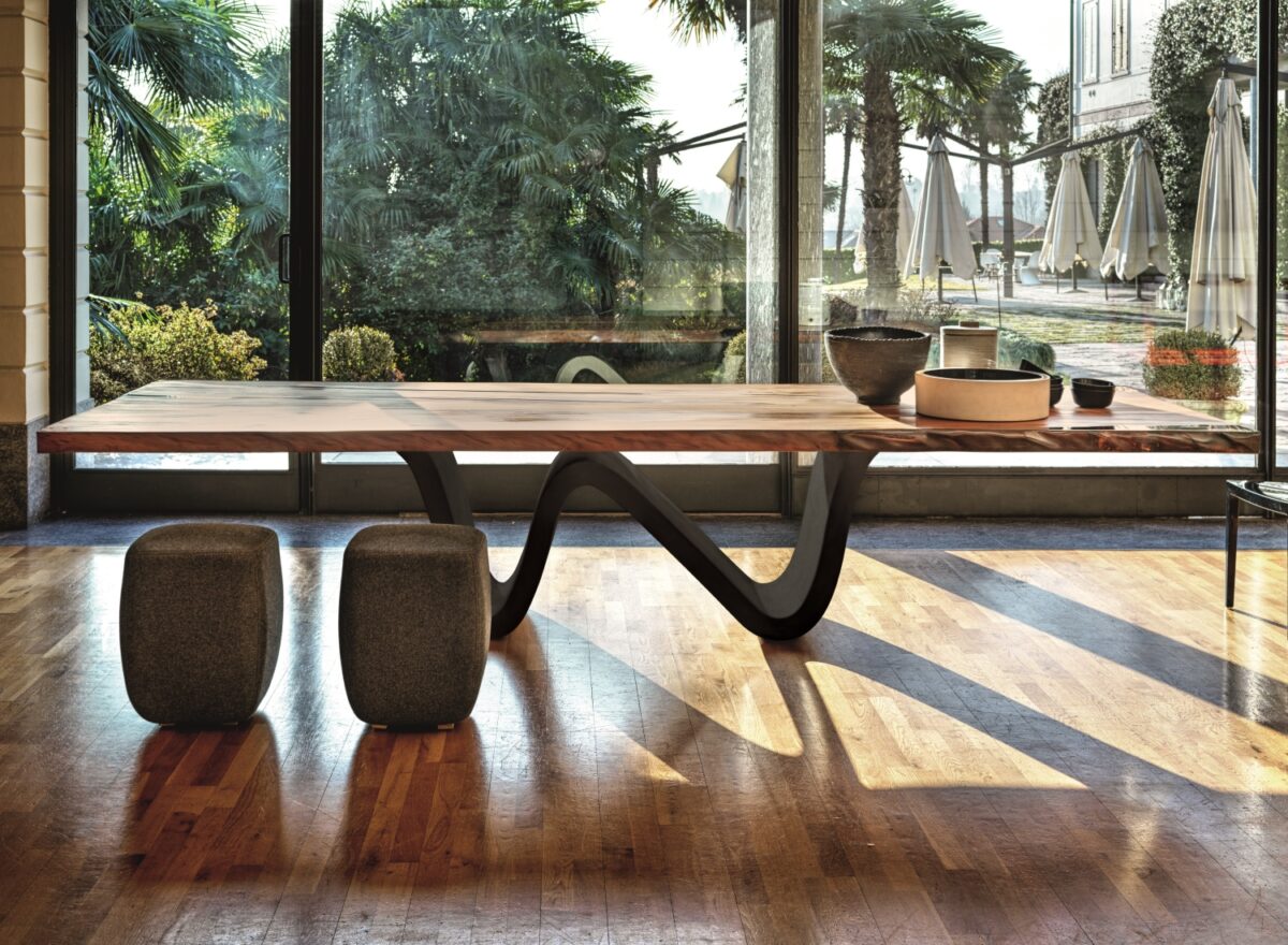 Riva1920 Bree and Onda Kauri Dining Table LIFESTYLE 01