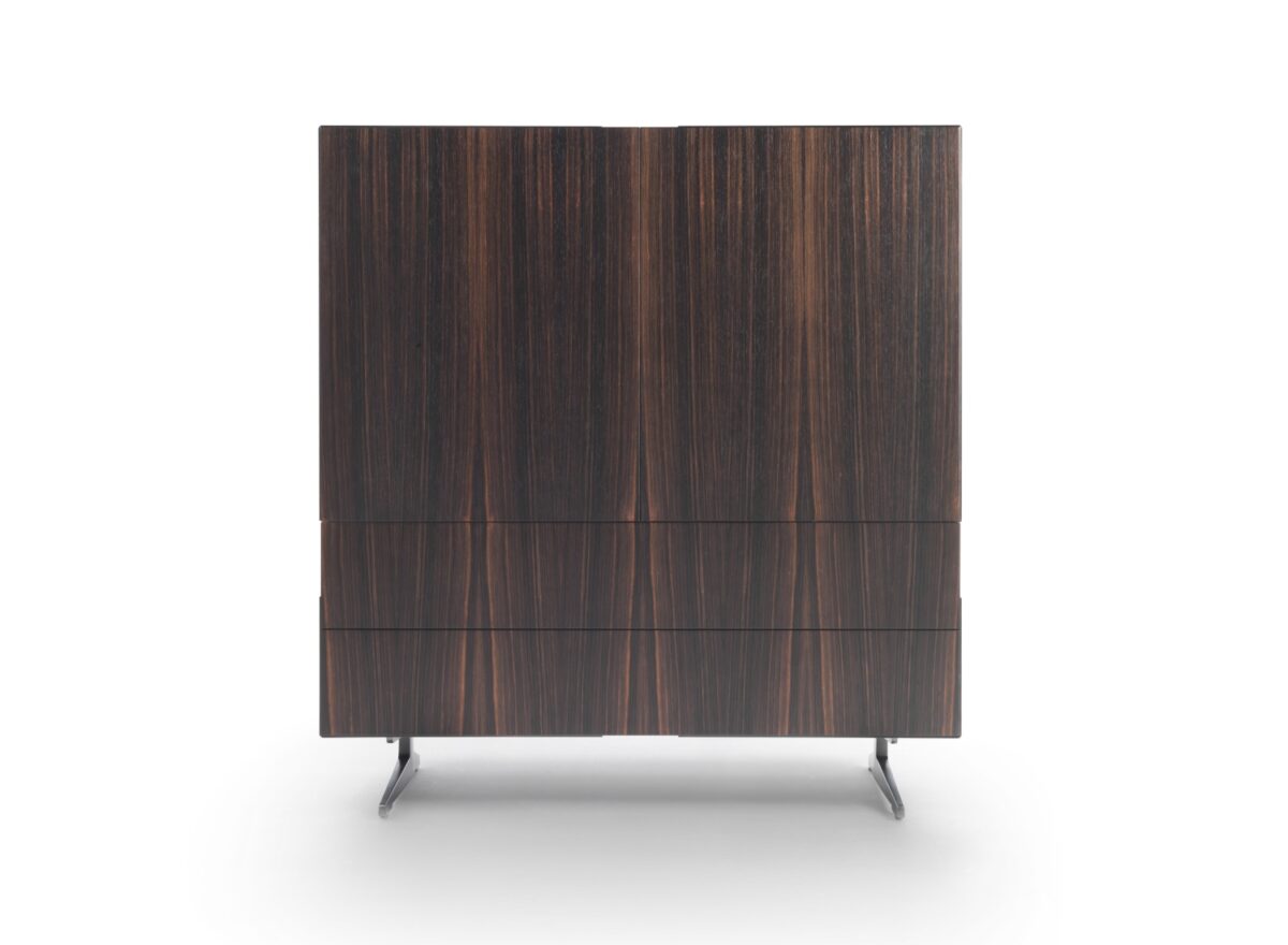 Flexform Piuma Cabinet STILL LIFE 01