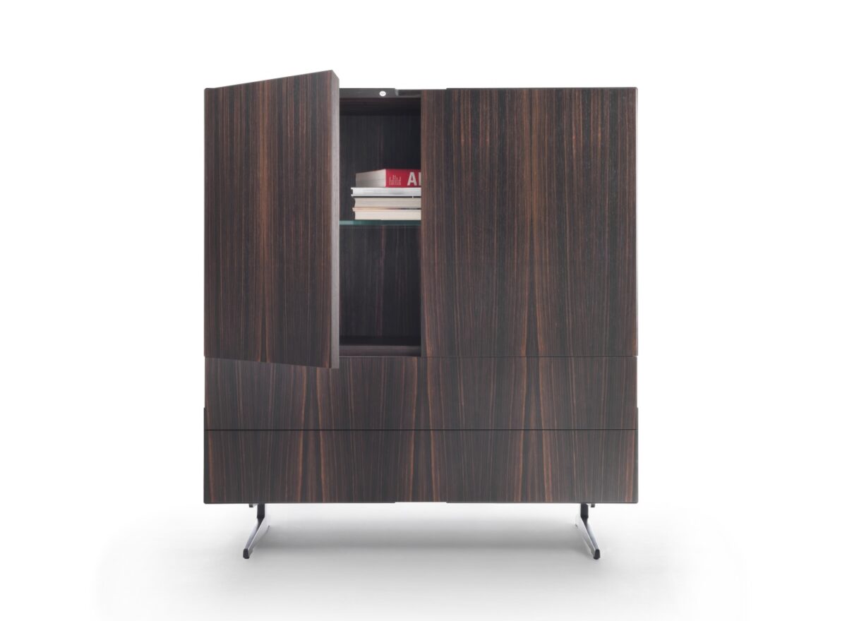 Flexform Piuma Cabinet STILL LIFE 02