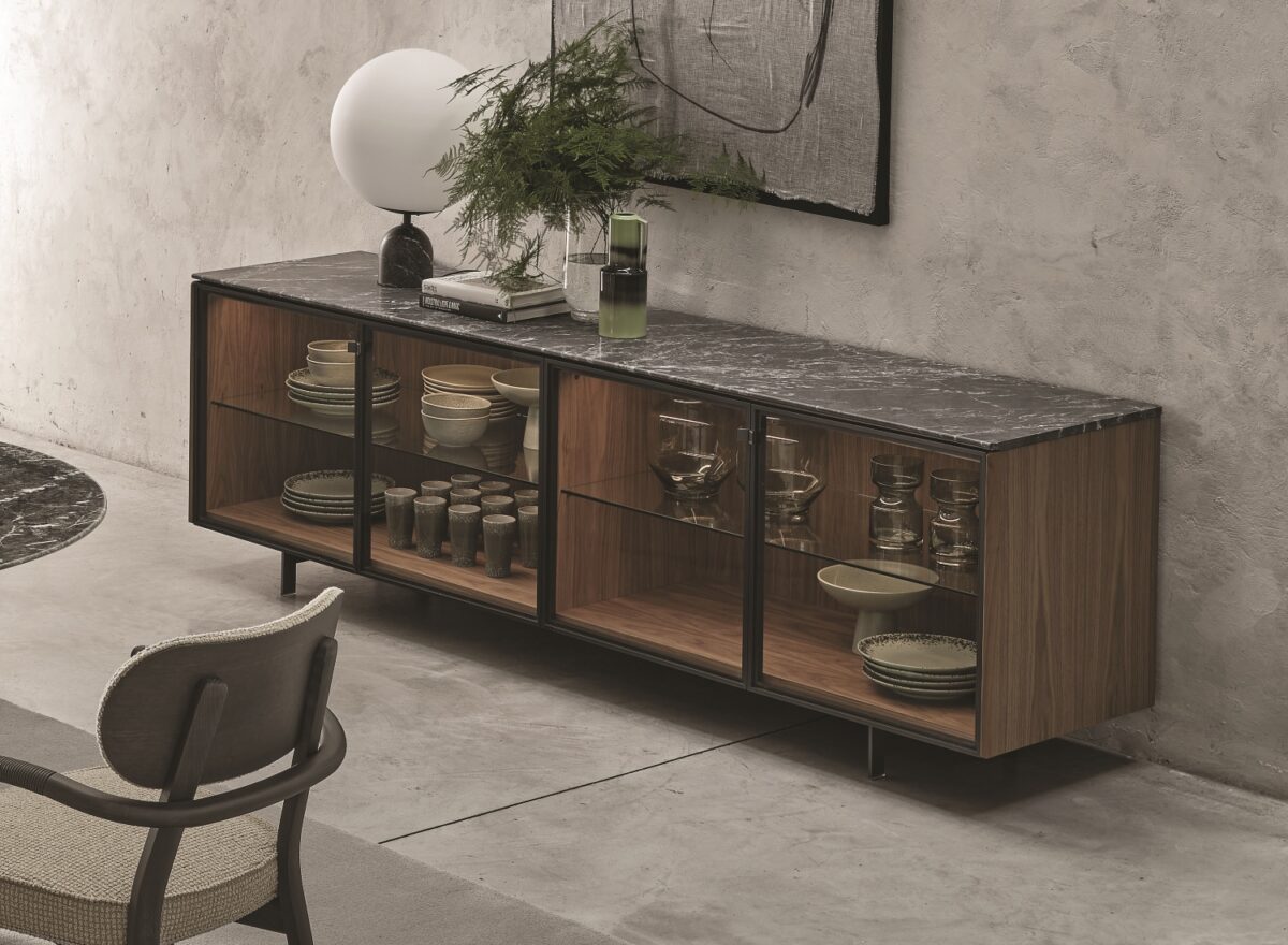 Porada Matics 4 Glass Fronts Sideboard LIFESTYLE 01