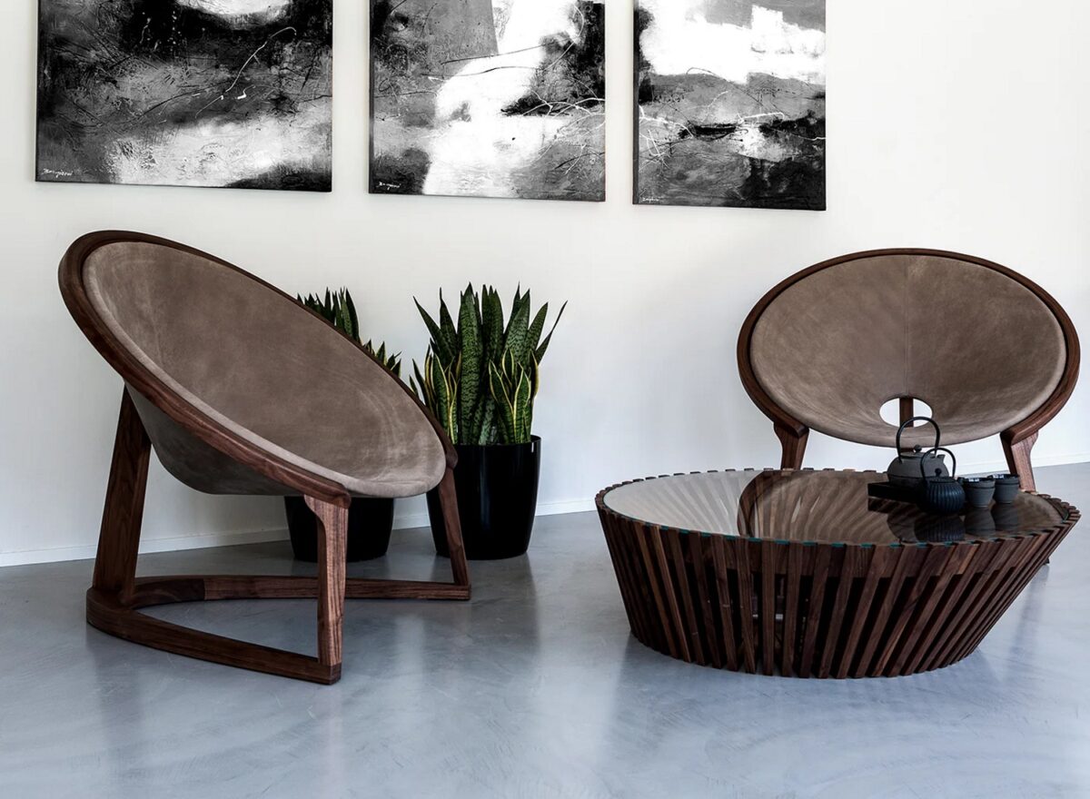 Riva1920 Yin Yang Armchair LIFESTYLE 02