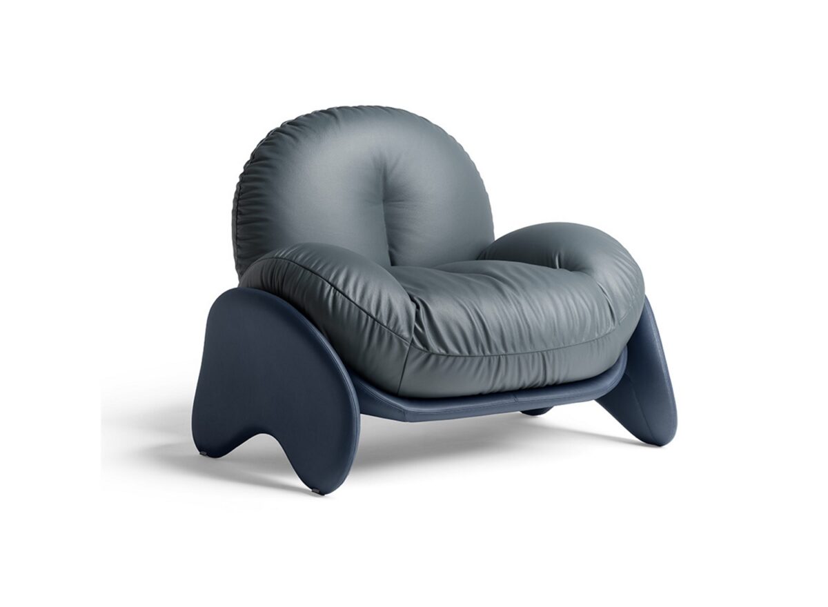 Poltrona Frau Sqush Armchair STILL LIFE 01