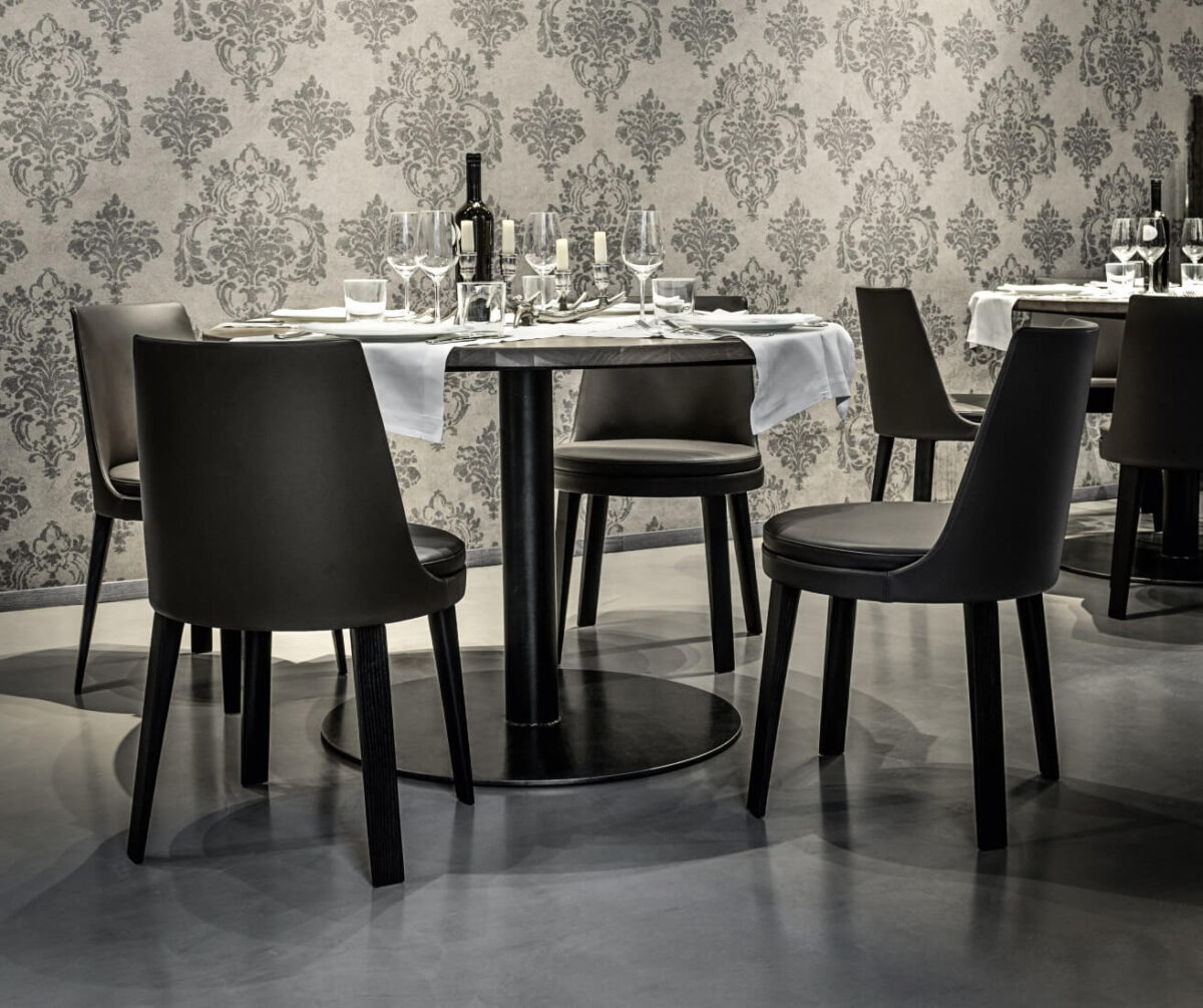 Frag Ponza Dining Chair LIFESTYLE 01