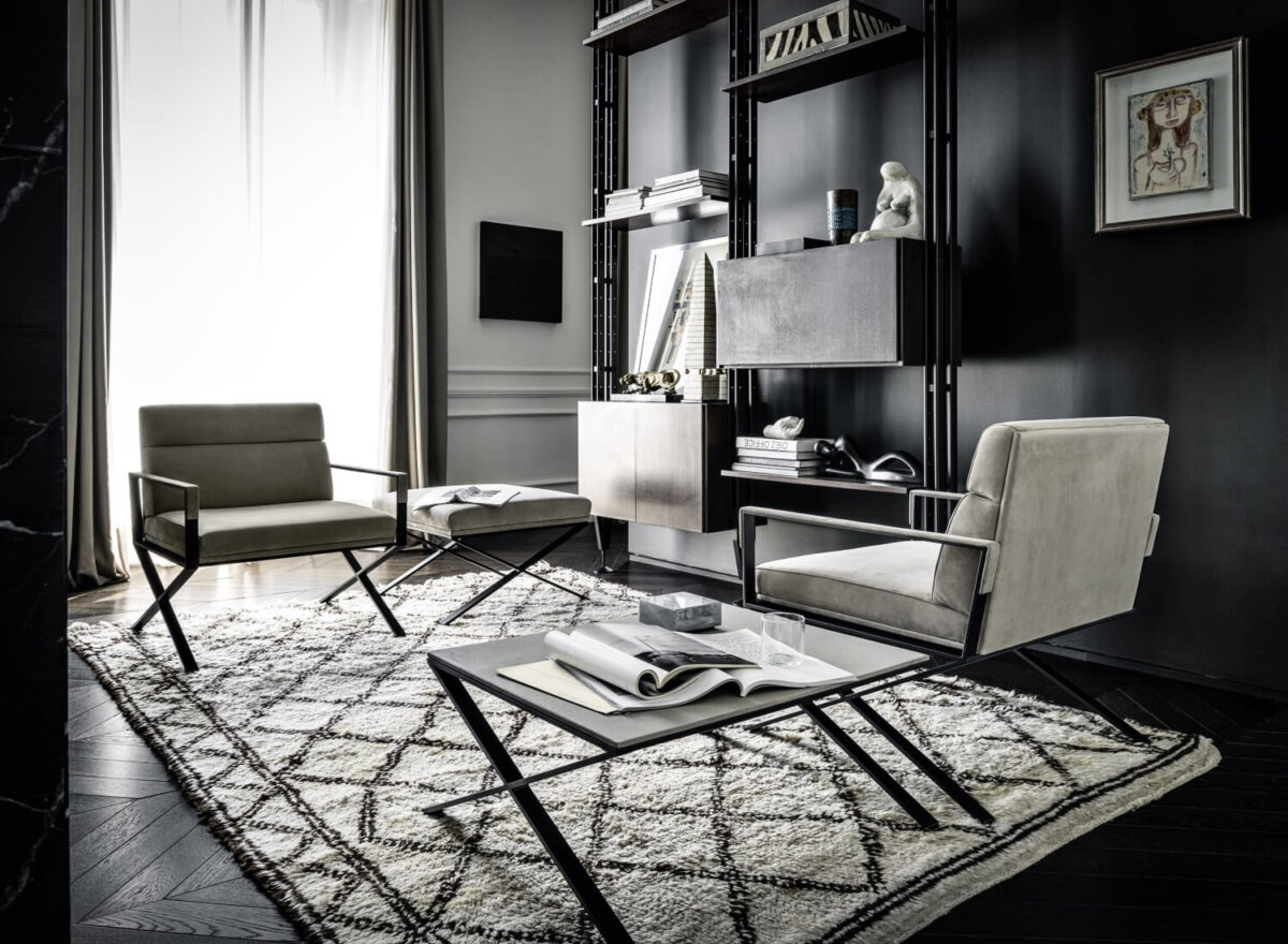 Frag Sahrai Armchair LIFESTYLE 01