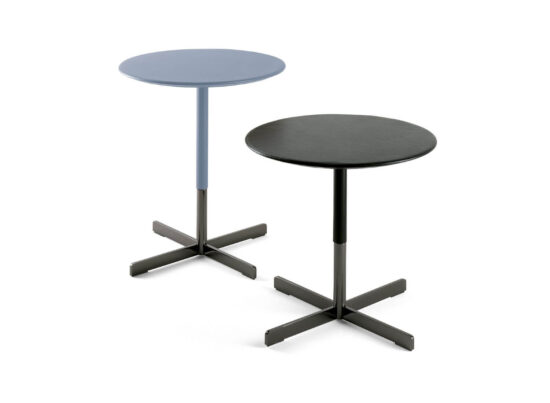 Poltrona Frau Bob Round Side Table STILL LIFE 01