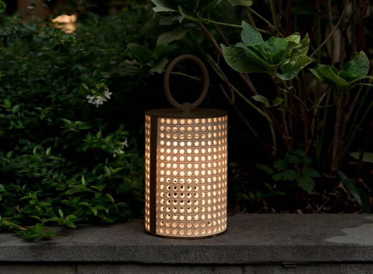 Contardi Clara Small Portable Lamp LIFESTYLE 01