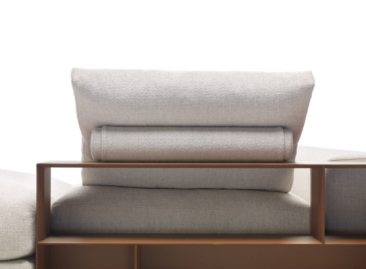 Flexform Groundpiece Sofa STILL LIFE 006