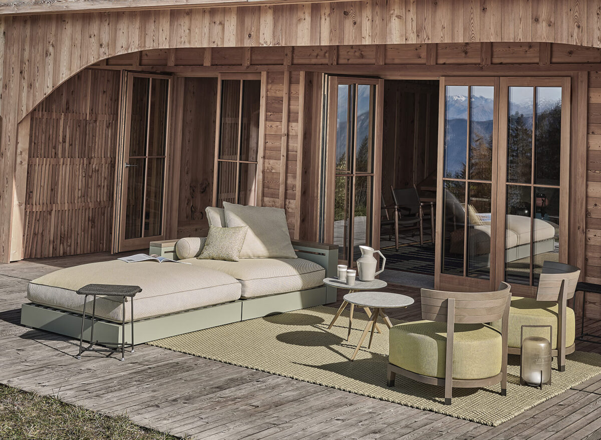 Flexform Freeport Outdoor Sofa Modular LIFESTYLE 03