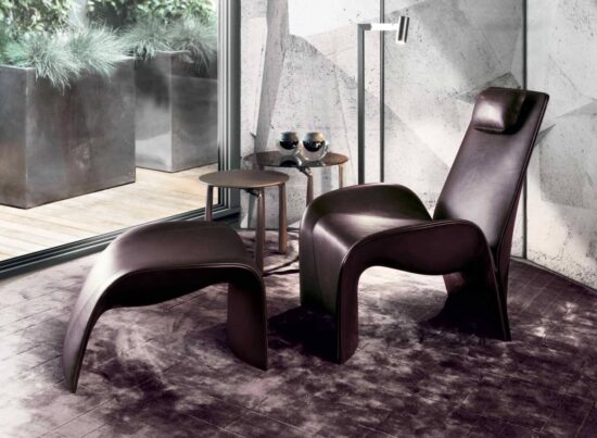 Giorgetti Eva Armchair LIFESTYLE 01