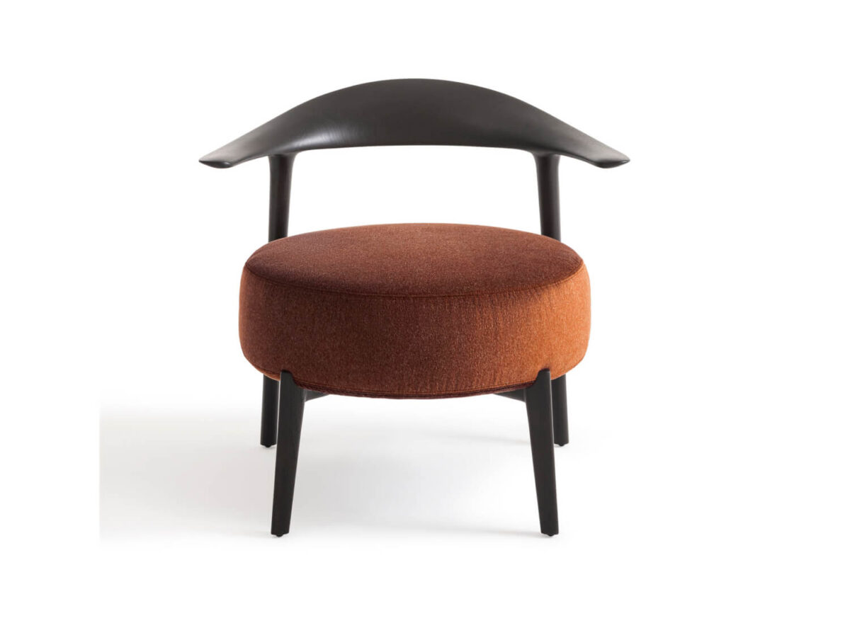 Giorgetti Ripple Armchair STILL LIFE 01