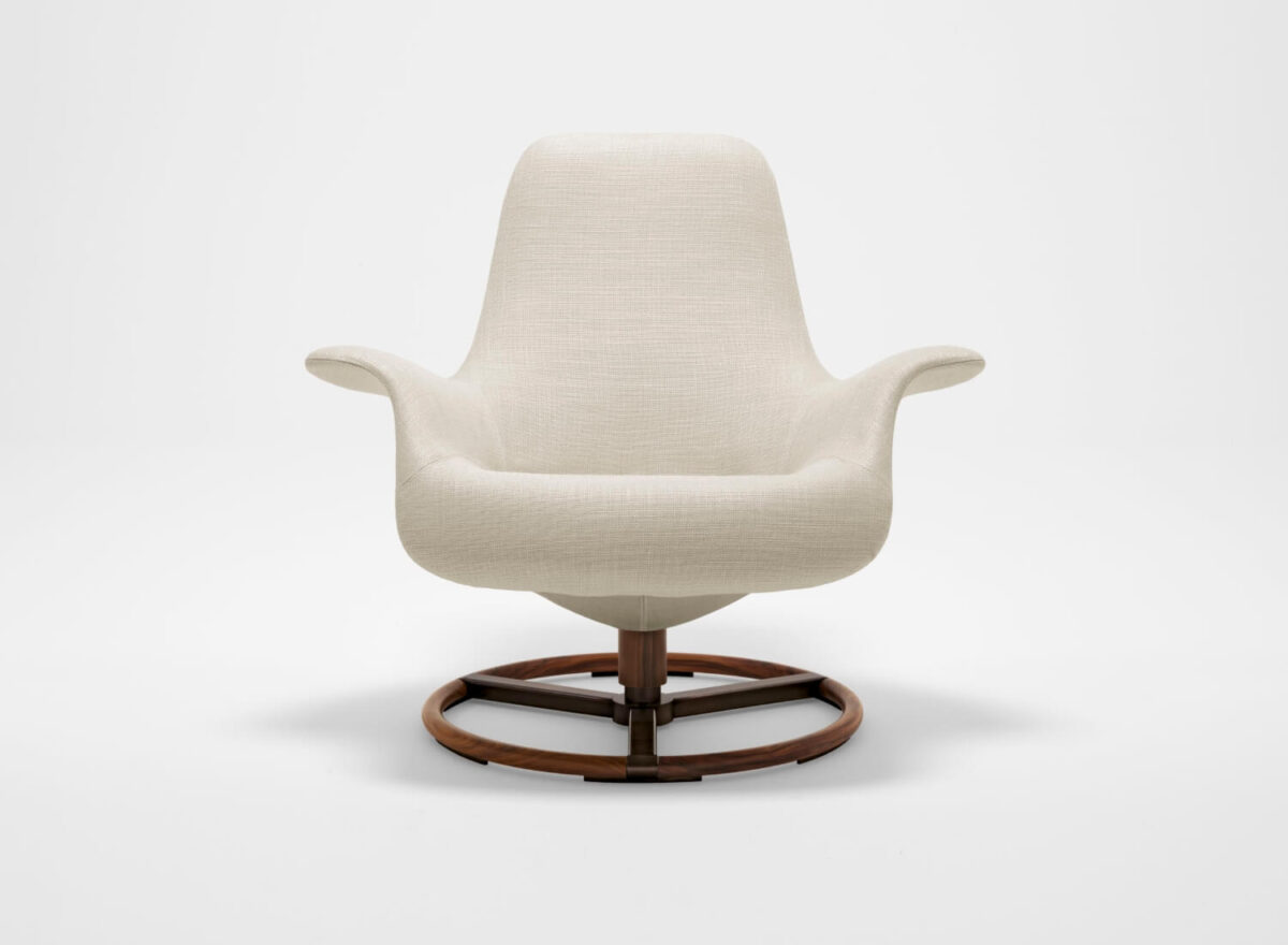 Giorgetti Tilt Armchair STILL LIFE 01