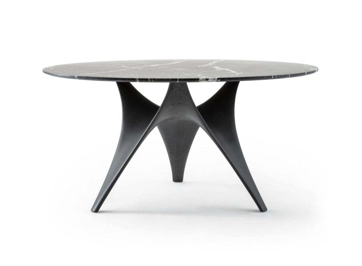 Molteni C Arc Round Marble Dining Table STILL LIFE 001