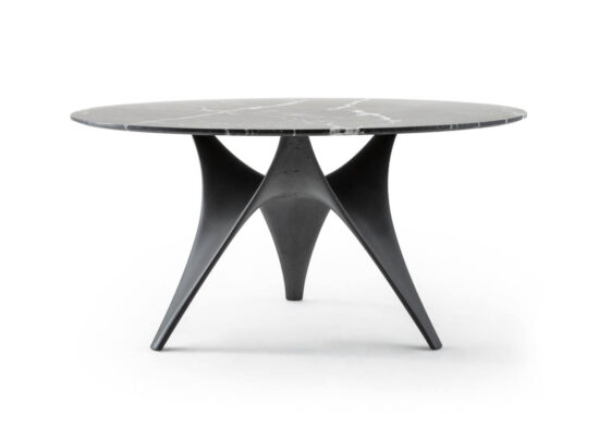 Molteni C Arc Round Marble Dining Table STILL LIFE 001