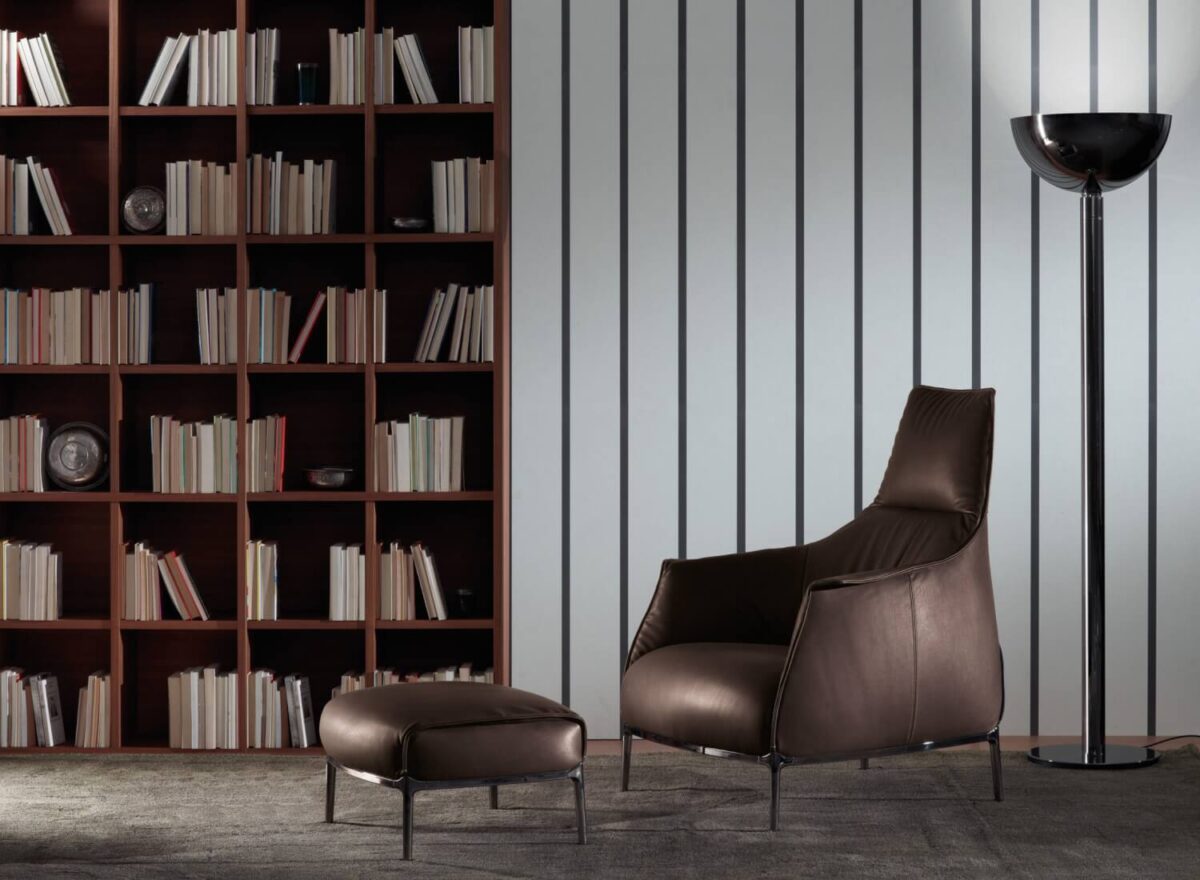 Poltrona Frau Archibald A Armchair LIFESTYLE 001