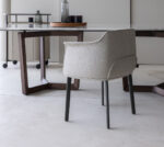 Poltrona Frau Archibald Armchair Metal Legs LIFESTYLE 002