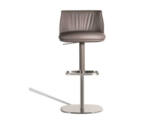 Poltrona Frau Archibald Bar Stool STILL LIFE 001