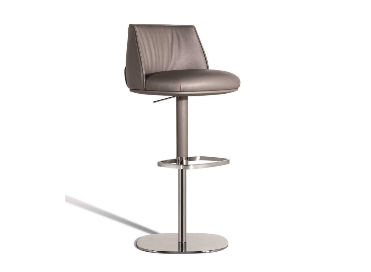 Poltrona Frau Archibald Bar Stool STILL LIFE 002