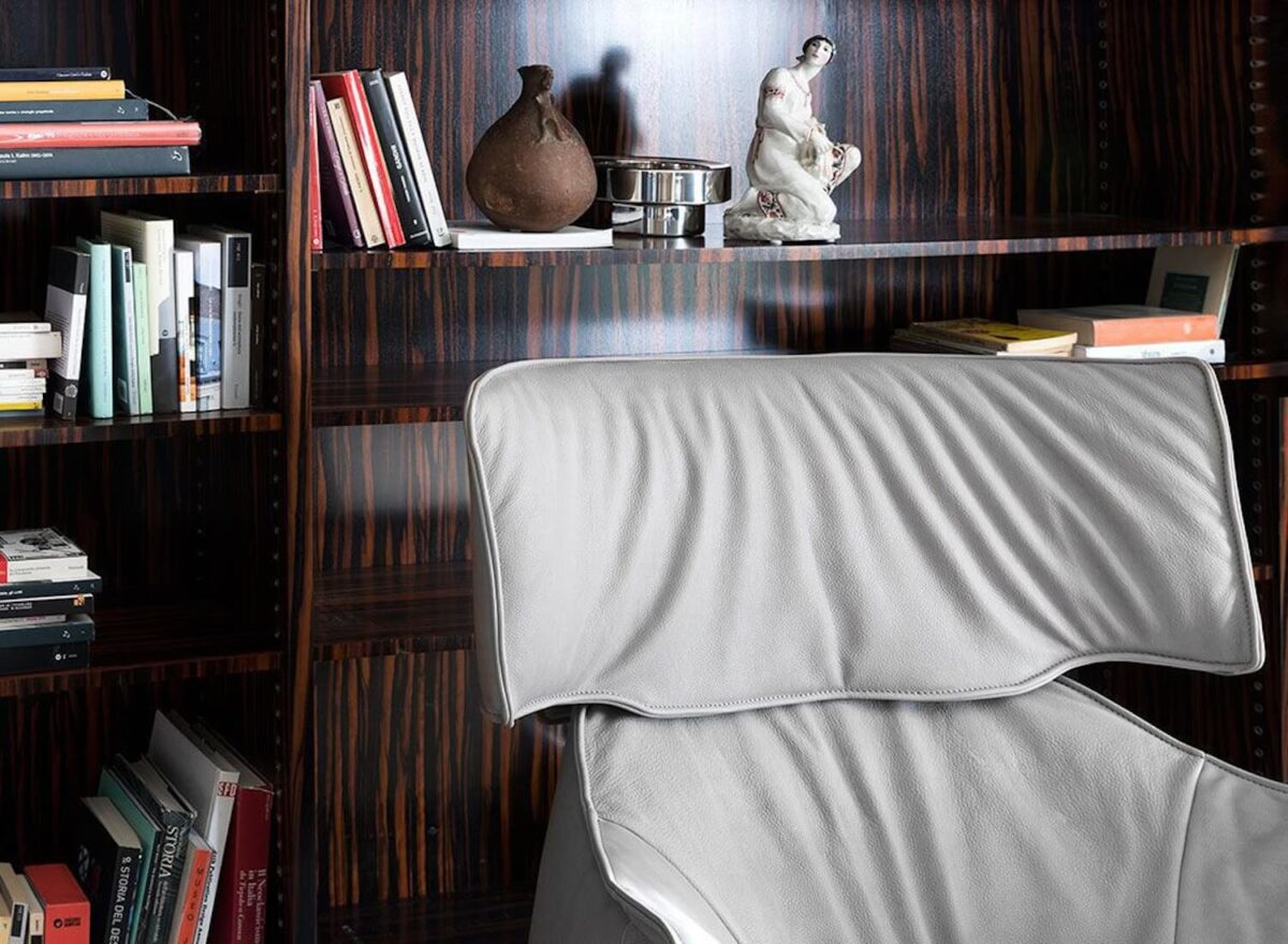 Poltrona Frau Archibald King Armchair LIFESTYLE 003