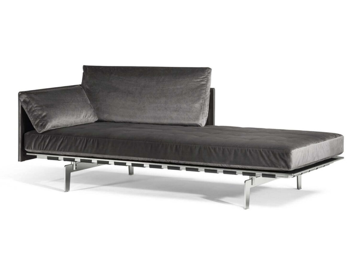 Poltrona Frau Clayton Chaise Longue STILL LIFE 001