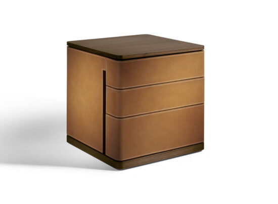 Poltrona Frau Fidelio Notte Bedside Table STILL LIFE 002