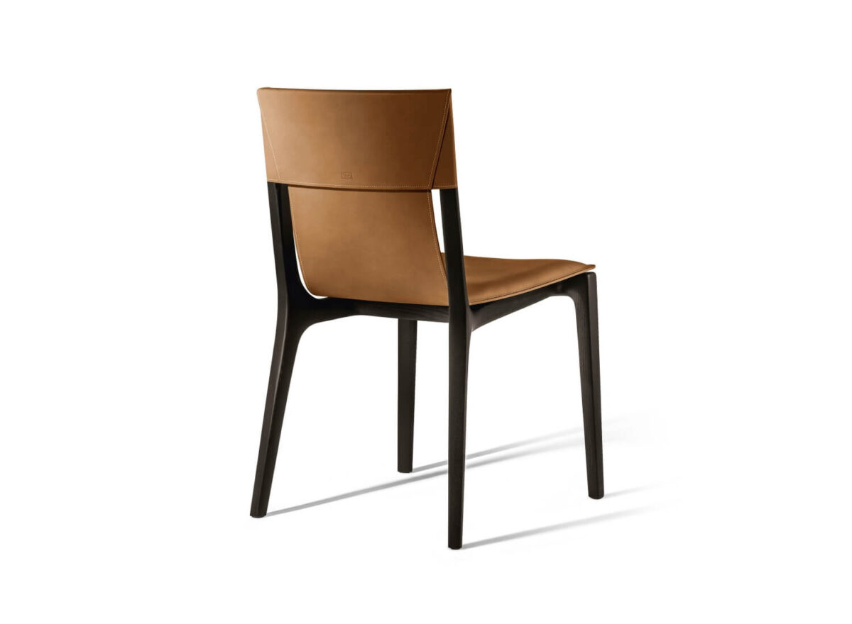 Poltrona Frau Isadora Dining Chair STILL LIFE 003