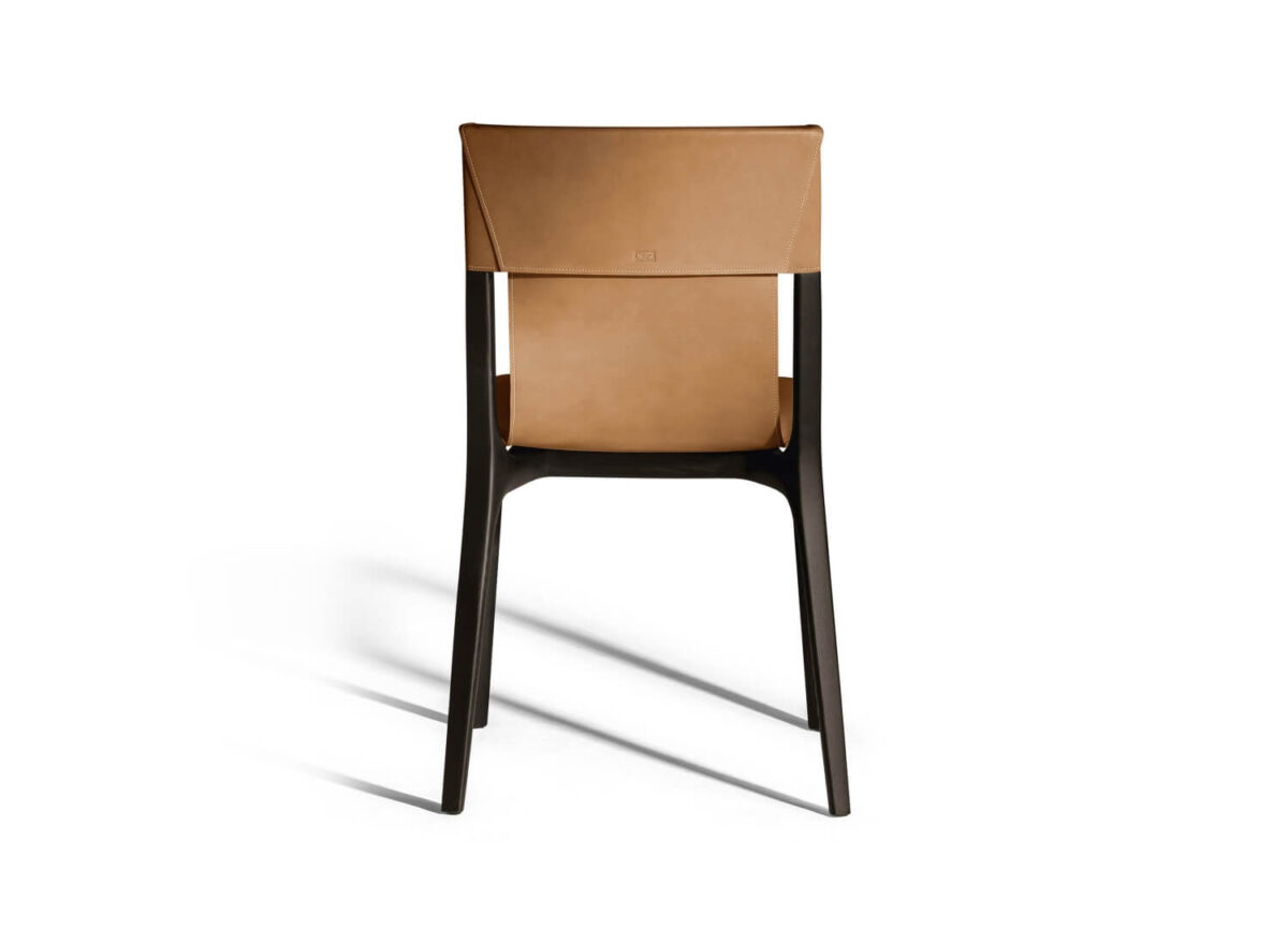 Poltrona Frau Isadora Dining Chair STILL LIFE 004