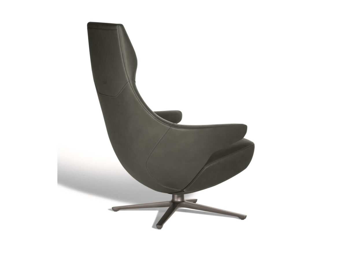 Poltrona Frau Jay Lounge Armchair STILL LIFE 004