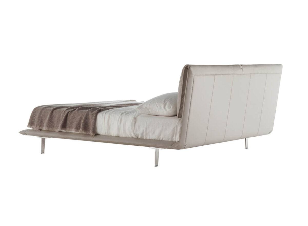 Poltrona Frau John John Bed STILL LIFE 002