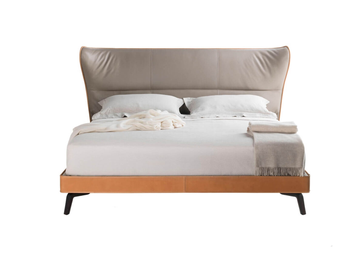 Poltrona Frau Mamy Blue Bed STILL LIFE 001