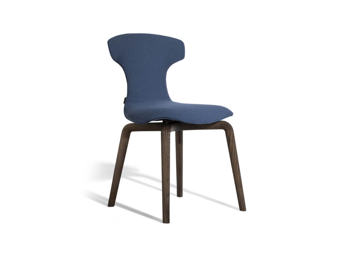 Poltrona Frau Montera Mas Dining Chair Wooden Leg STILL LIFE 002