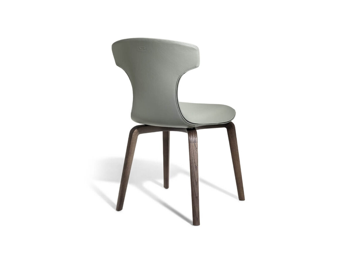 Poltrona Frau Montera Mas Dining Chair Wooden Leg STILL LIFE 006