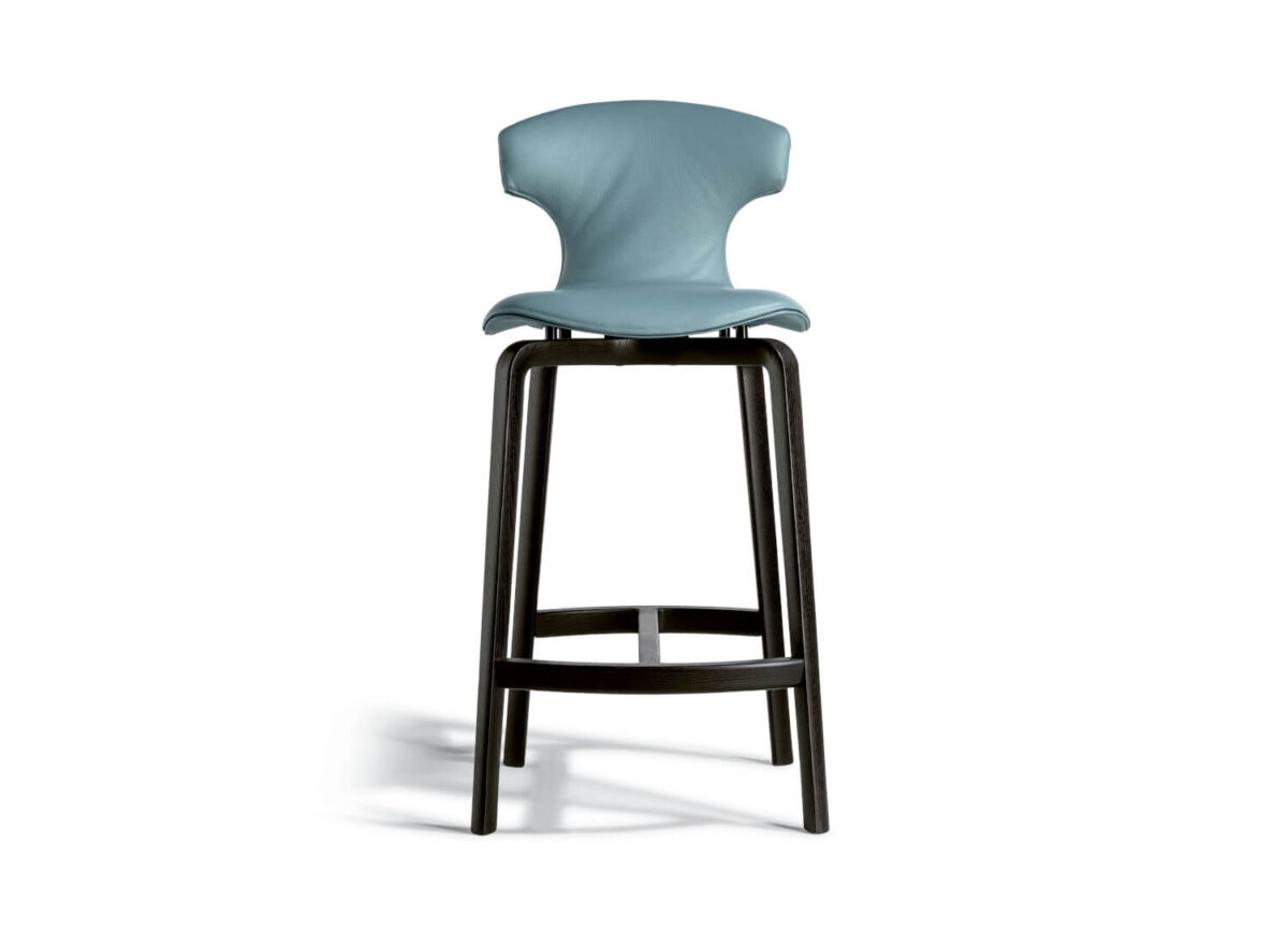 Poltrona Frau Montera Wood Bar Stool STILL LIFE 001