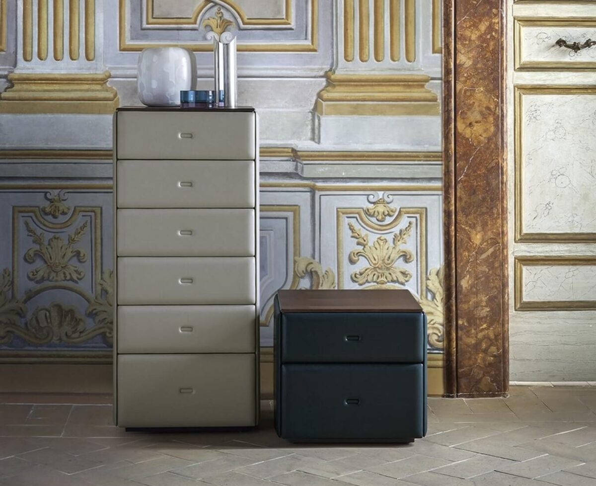Poltrona Frau Moondance Tall Chest of Drawers LIFESTYLE 001