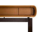 Poltrona Frau Peak a book Desk STILL LIFE 005