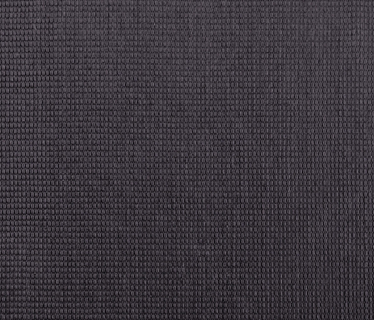 Poltrona Frau Pecan Rug Graphite STILL LIFE 002