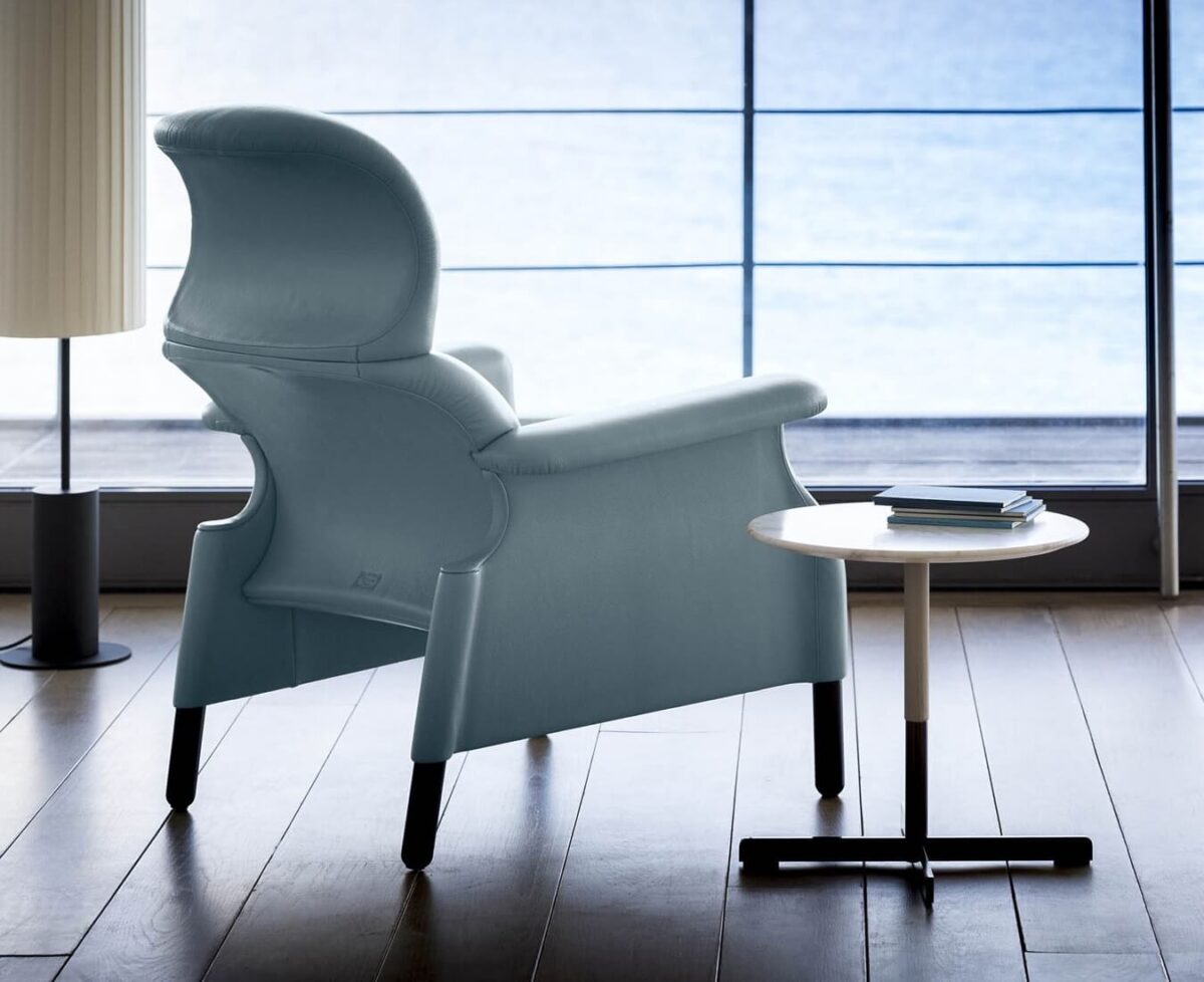 Poltrona Frau Sanluca Armchair LIFESTYLE 001