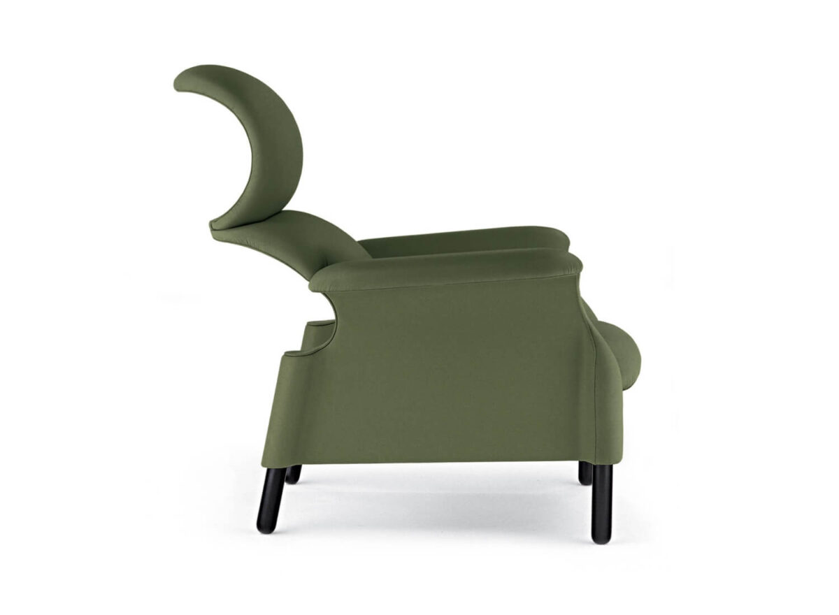 Poltrona Frau Sanluca Armchair STILL LIFE 002