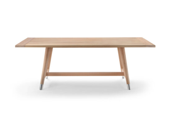 Flexform Desco Outdoor Dining Table STILL LIFE 01