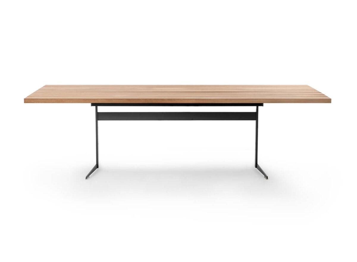 Flexform Fly Wood Outdoor Dining Table STILL LIFE 01