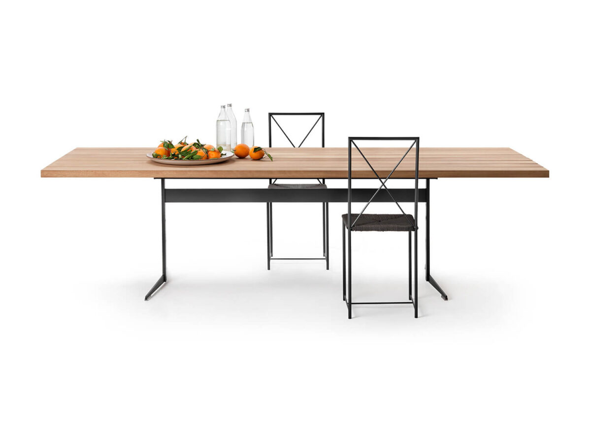Flexform Fly Wood Outdoor Dining Table STILL LIFE 02